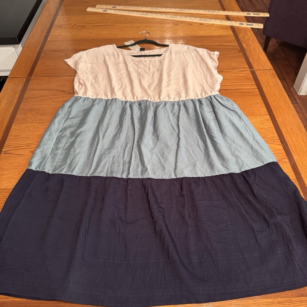 Emery Rose‎ Women's Plus Size 2XL Tiered Dress Empire Waist Multicolored Blue